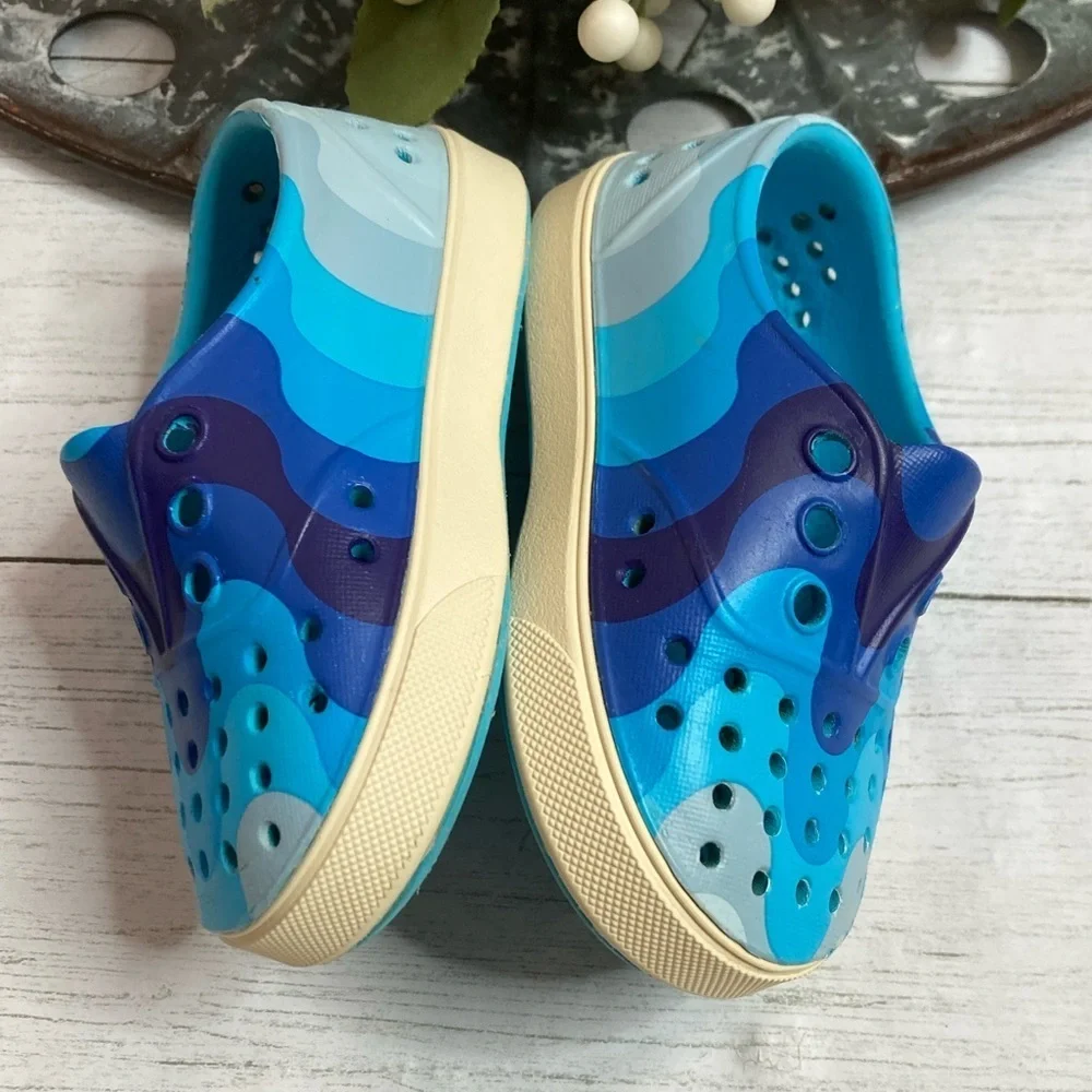Native Jeffersons Toddler size 4